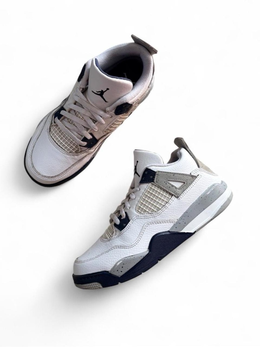 Air Jordan 4 Retro “White Thunder” – Youth 2Y